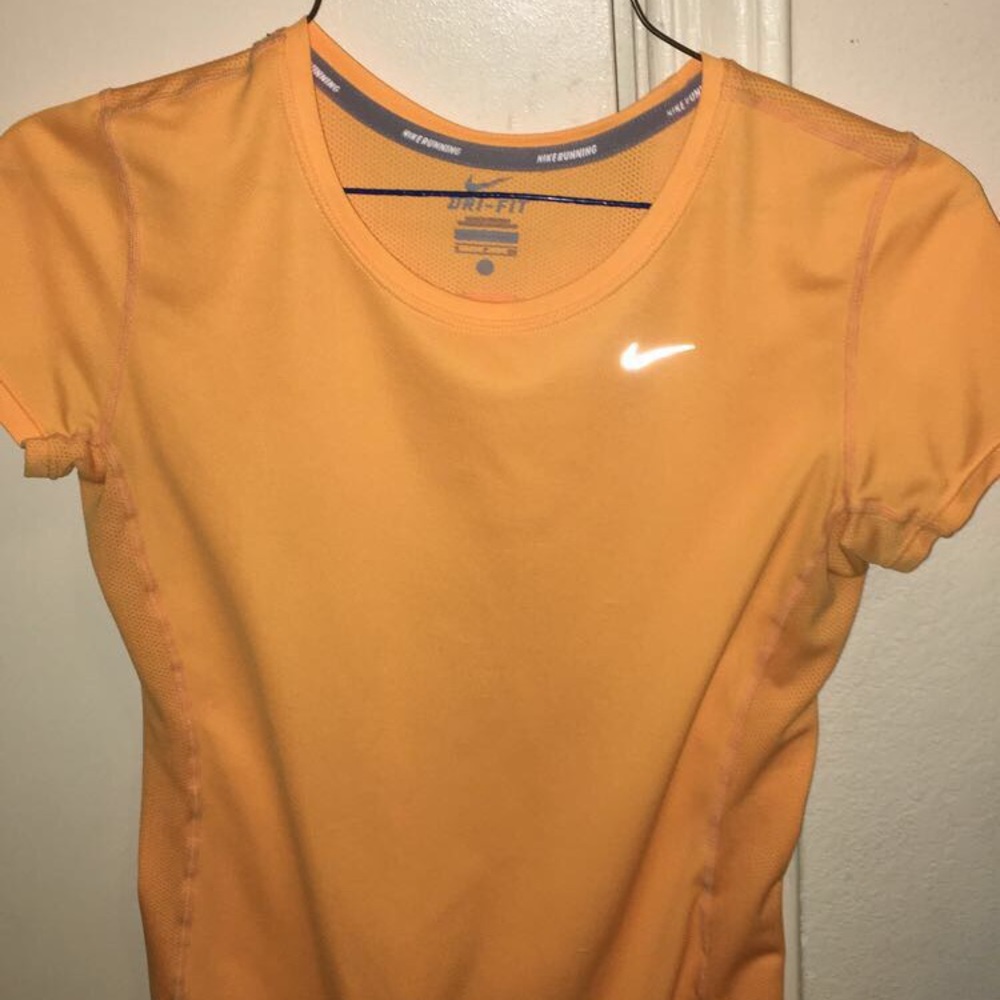 Nike t shirt